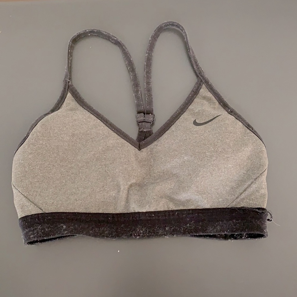 nike bra